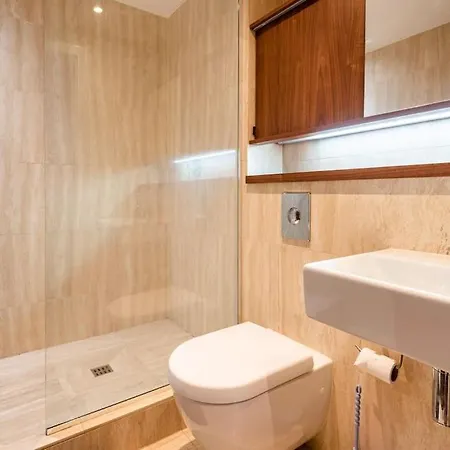 Apartment Lovely Centre 2 Bedroom